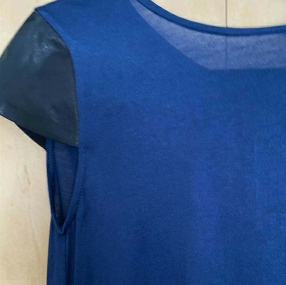 Alice + Olivia Jersey Crop Short Sleeves T-Shirt - Picture 5 of 9